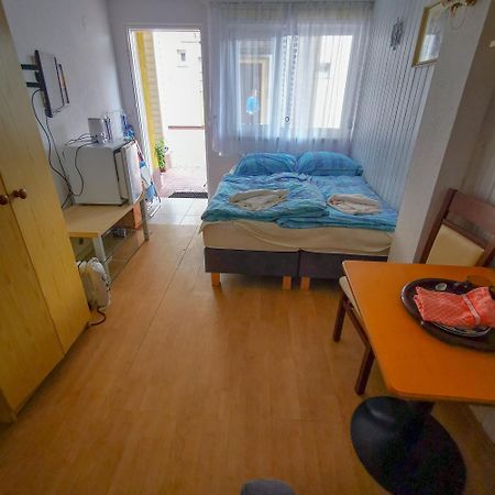 Dom Wczasowy Maja Dźwirzyno Exterior foto