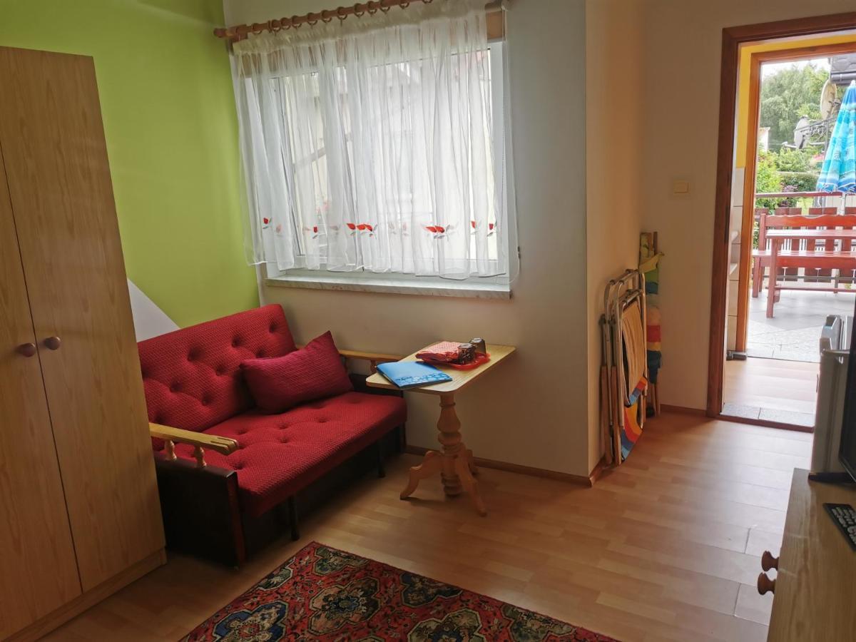Dom Wczasowy Maja Dźwirzyno Exterior foto